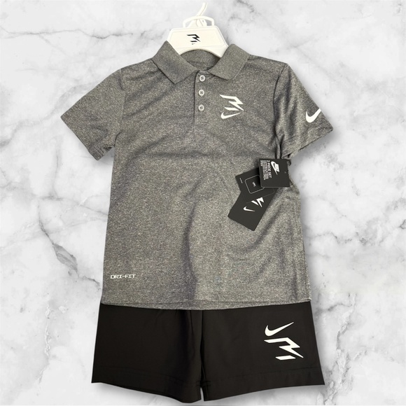 Nike Bundle 2 Piece Set size 6 and 7 ( New with tags) - Picture 2 of 4